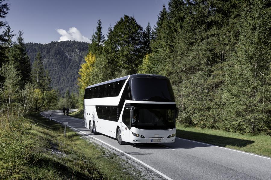  Neoplan Skyliner 2015 года  (фото 21 из 22)